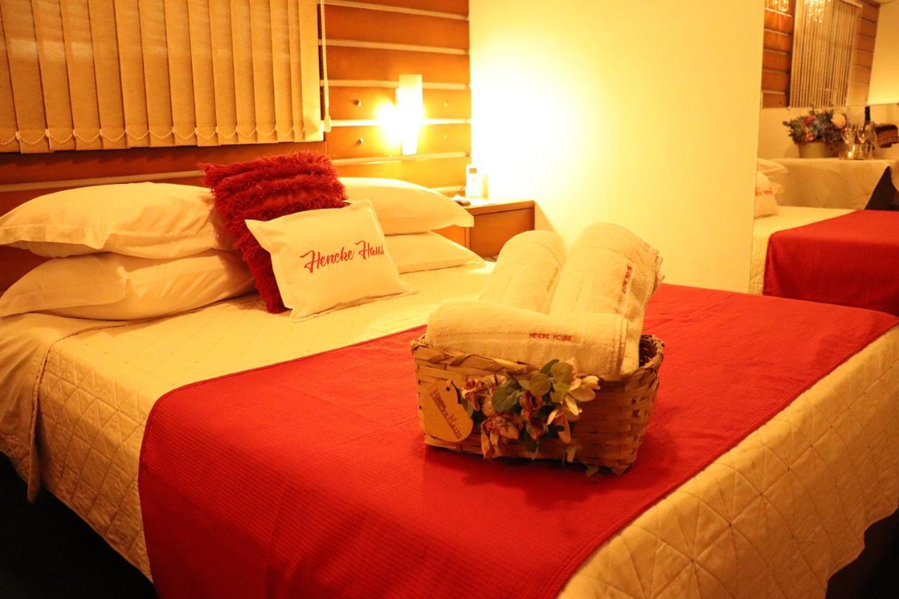 Pousada Hencke Haus (Adults Only) كانيلا المظهر الخارجي الصورة