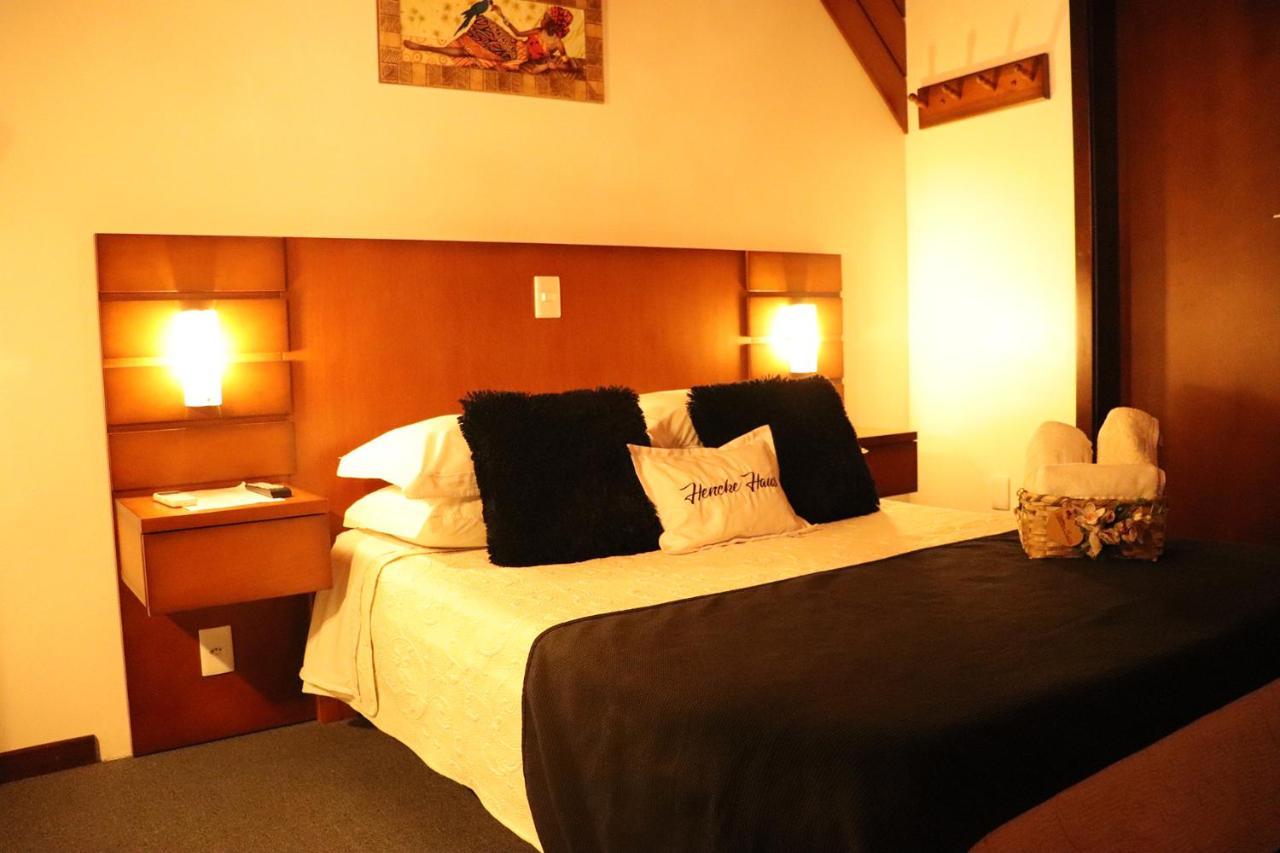 Pousada Hencke Haus (Adults Only) كانيلا المظهر الخارجي الصورة