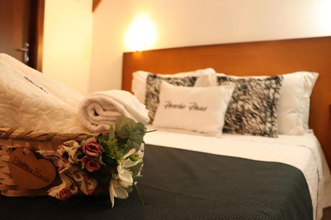 Pousada Hencke Haus (Adults Only) كانيلا المظهر الخارجي الصورة